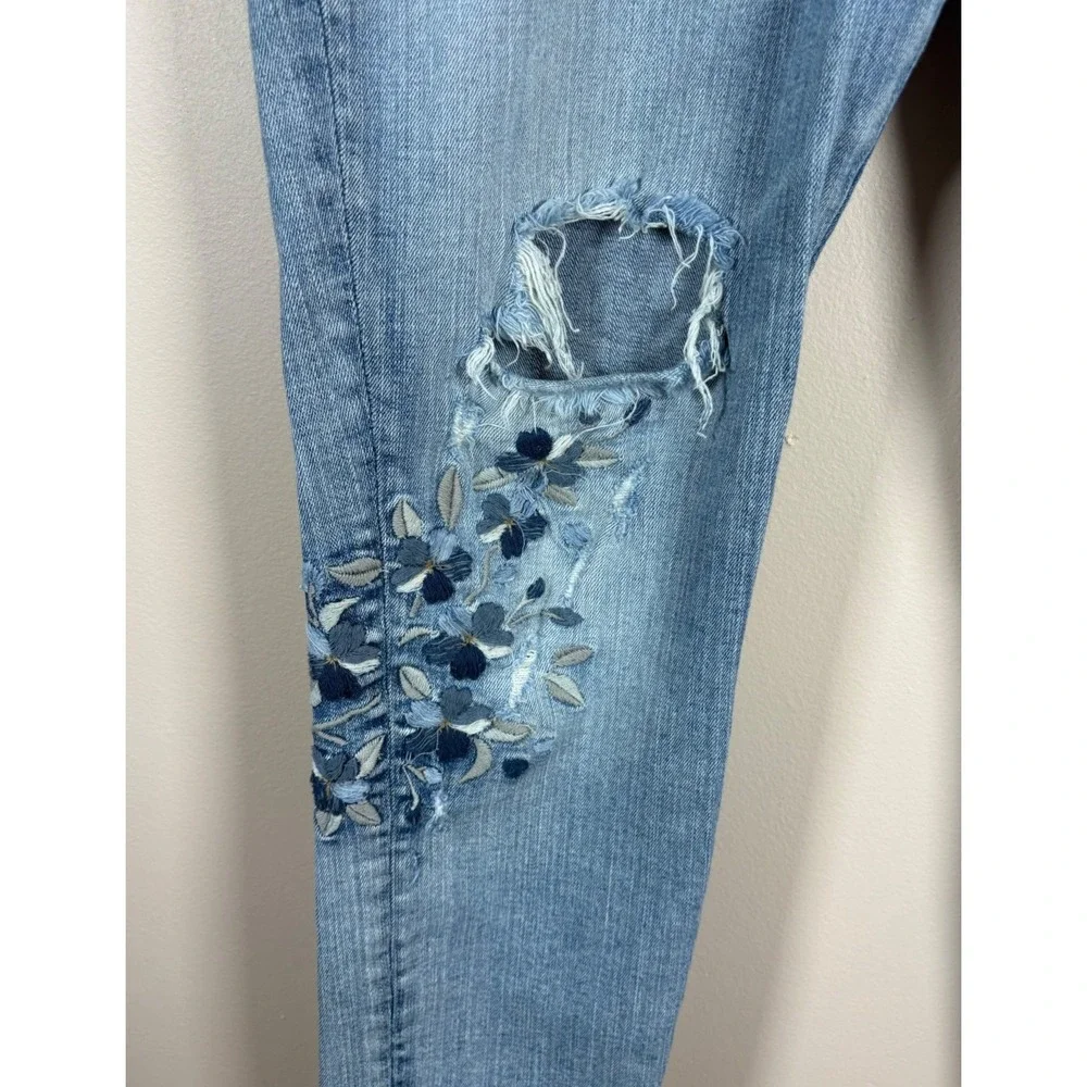 Silver Jeans Izzy Ankle Skinny Distressed Floral Embroidered Jeans Women W30 L27